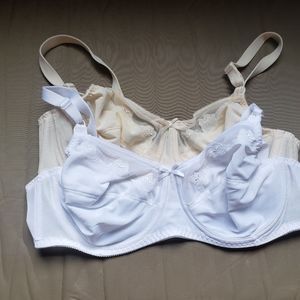 Bali Bra 2 pair lot Comfort-U Flower Full-Figure Bra 38C